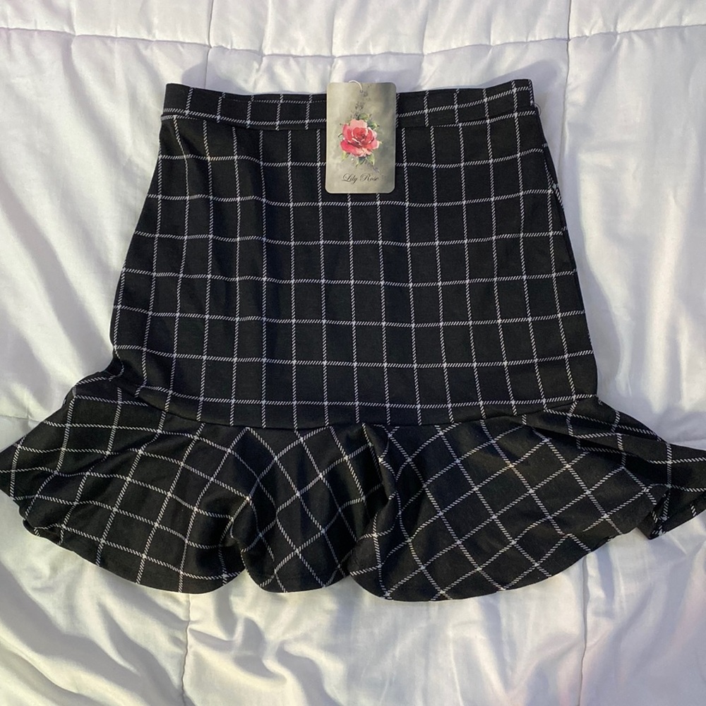 Lily Rose Skirt Size Medium